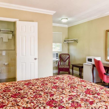 Sun And Surf Inn North Miami Luaran gambar