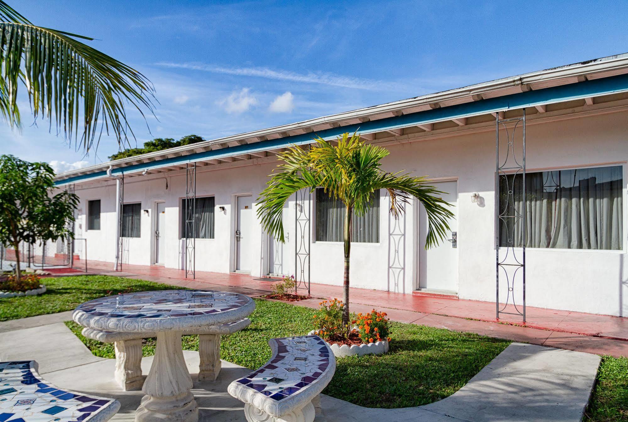 Sun And Surf Inn North Miami Luaran gambar